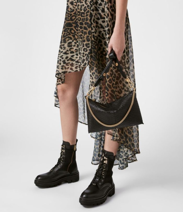 Eve black leather crossbody bag for women - Image 3